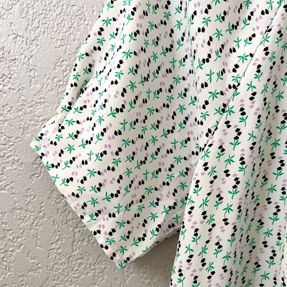 Ann Taylor Green Purple Floral Print Blouse Short Sleeve Casual Classic Top SP - Picture 5 of 7